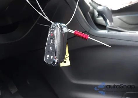 2019 Chevrolet Equinox Lt z USA, uszkodzony, nr VIN 2GNAXVEX5K6293074